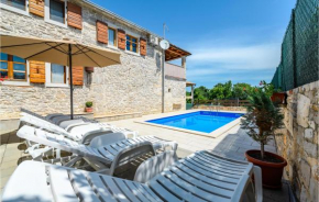 2 Bedroom Awesome Home In Medancici